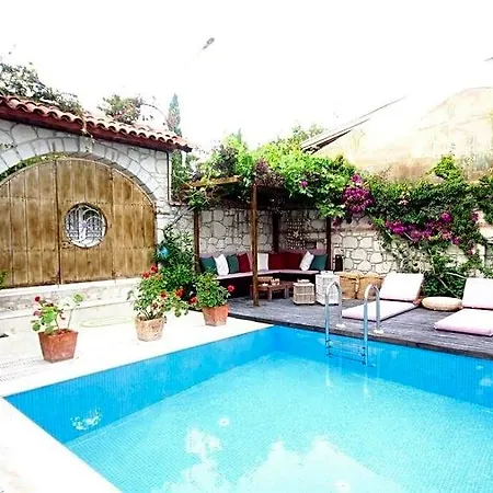 Begonvil Alacati Çeşme