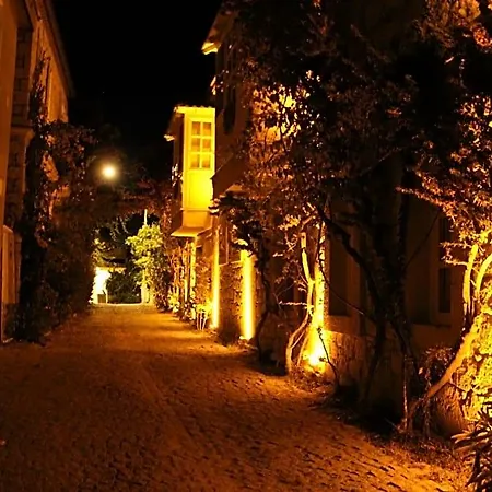 Begonvil Alacati Otel